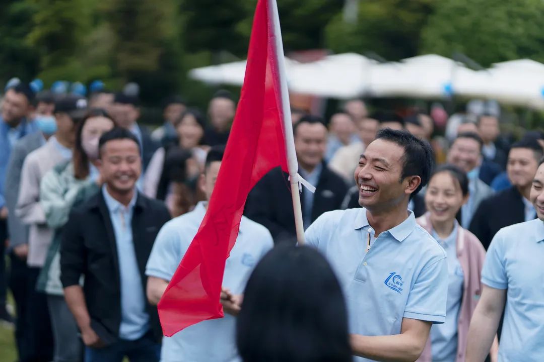 藍(lán)海智裝2022“我的團(tuán)隊 我的團(tuán)”戶外拓展活動